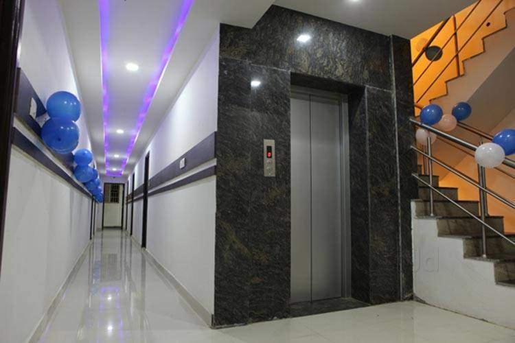 Seaqueen Residency Hotel Chennai Exterior photo